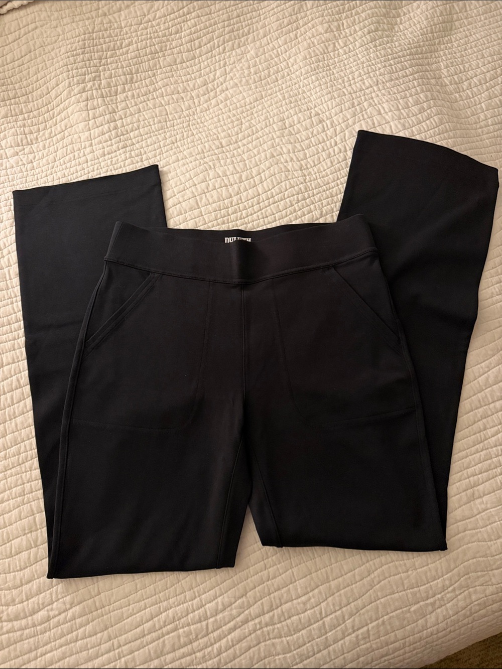 Duluth Trading Co Black Wide Leg Ponte Pull-On Pants